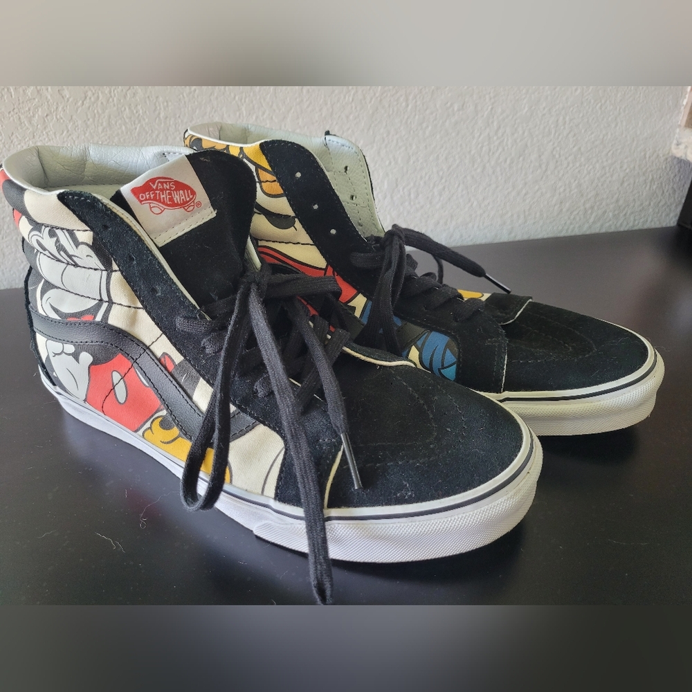 Vans Black High-Top Sneakers Classic Skate Style DISNEY Mens Size 10